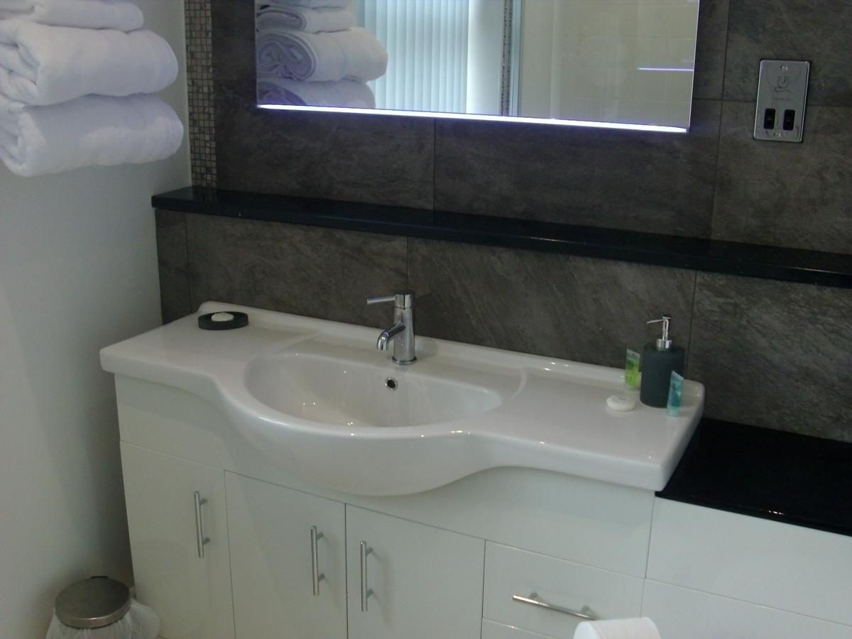 Lockinbar Holiday Apartments 滕比 外观 照片